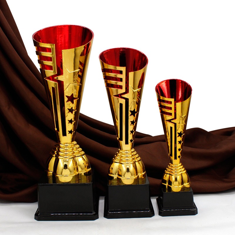 Piala kustomisasi kelas tinggi - Table Tennis Team Championship ulasan dan harga